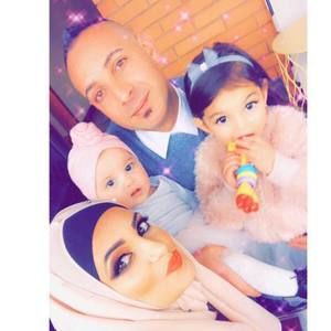 Meet your Posher, Hala